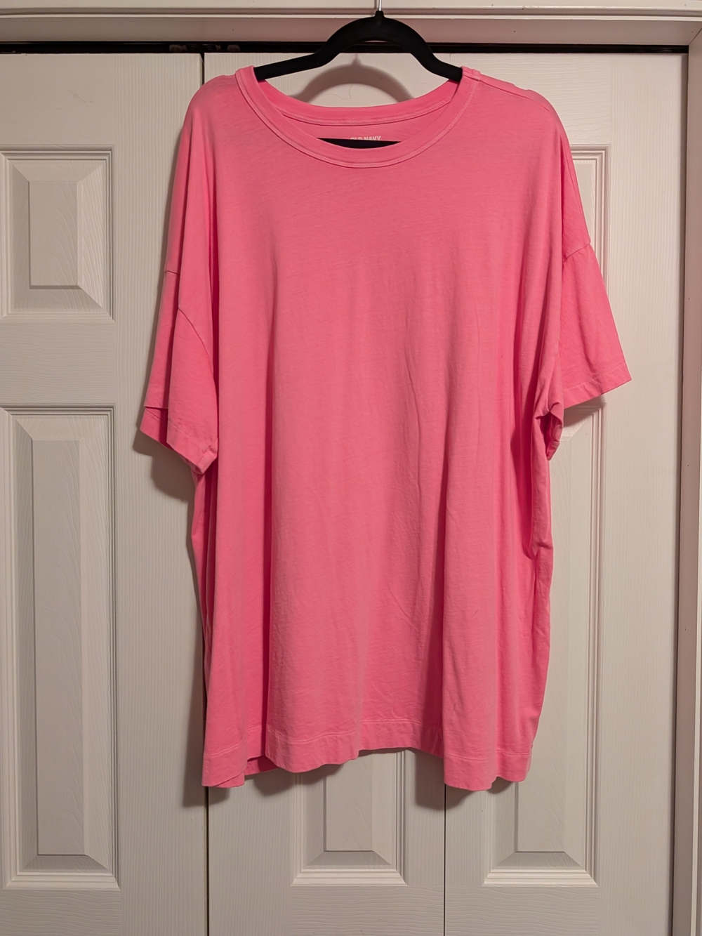 Old Navy Relaxed Pink Short Sleeve Crewneck Tee